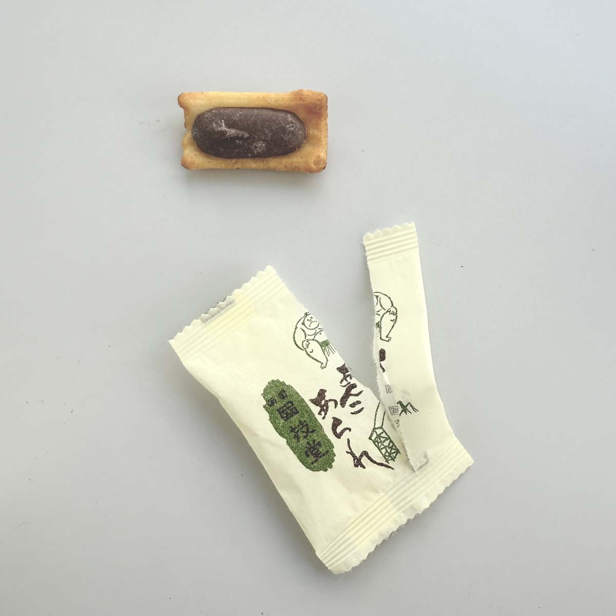 あまじょっぱくてクセになる相撲土産、あんこあられ