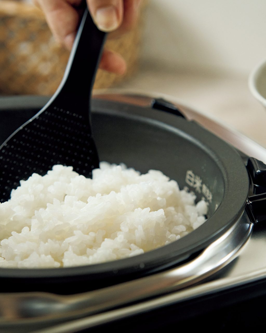 炊飯器　東芝 真空圧力IH炊飯器 タッチパネル操作 炎匠炊き 真空保温 炊飯器 東芝 真空圧力IH炊飯器 タッチパネル操作 炎匠炊き 真空保温