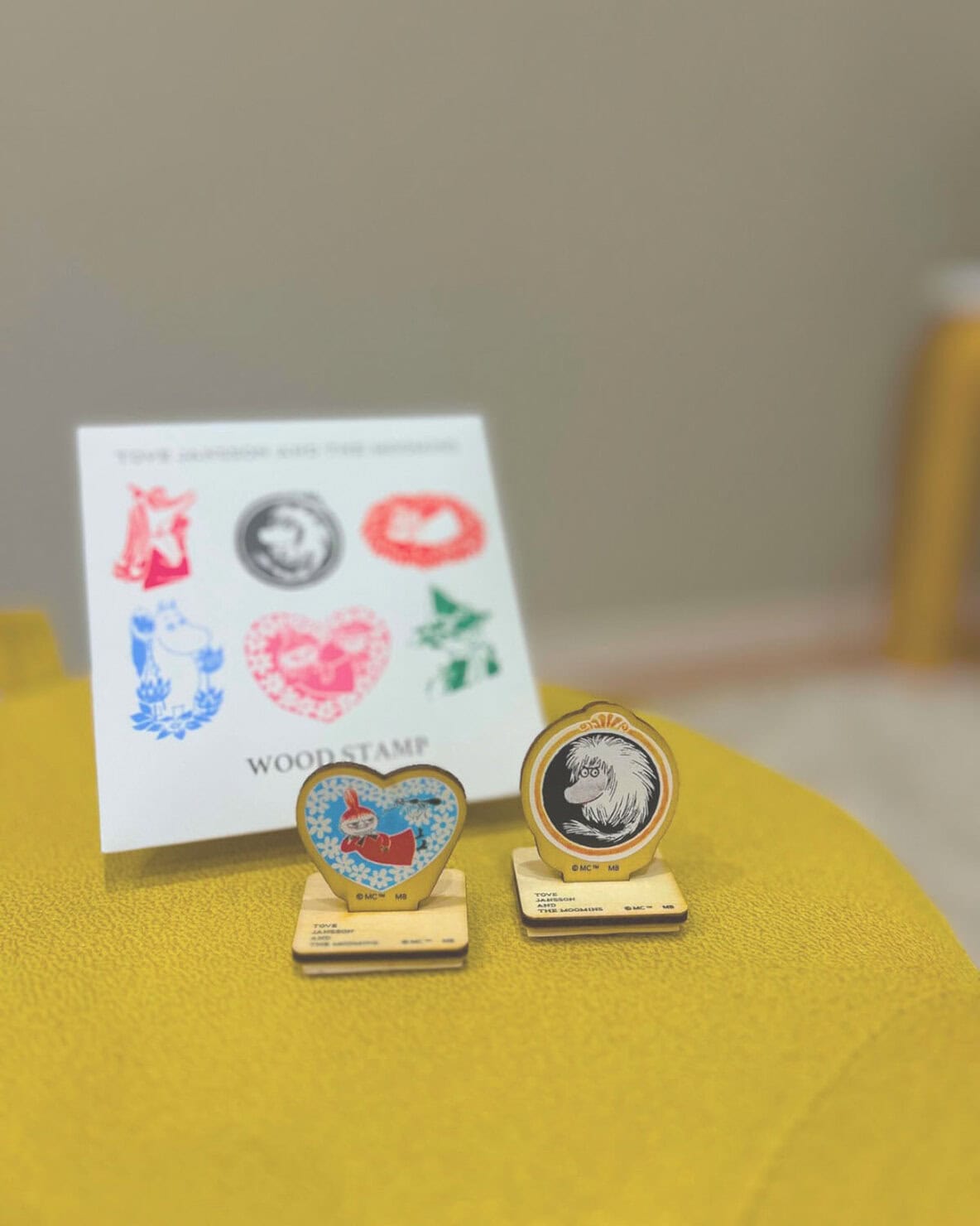 展覧会限定の木製スタンプ