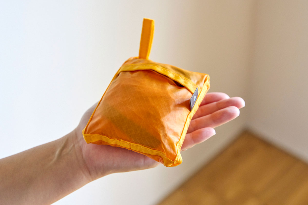 モンベル「U.L.ナップサック」折り畳んだ様子