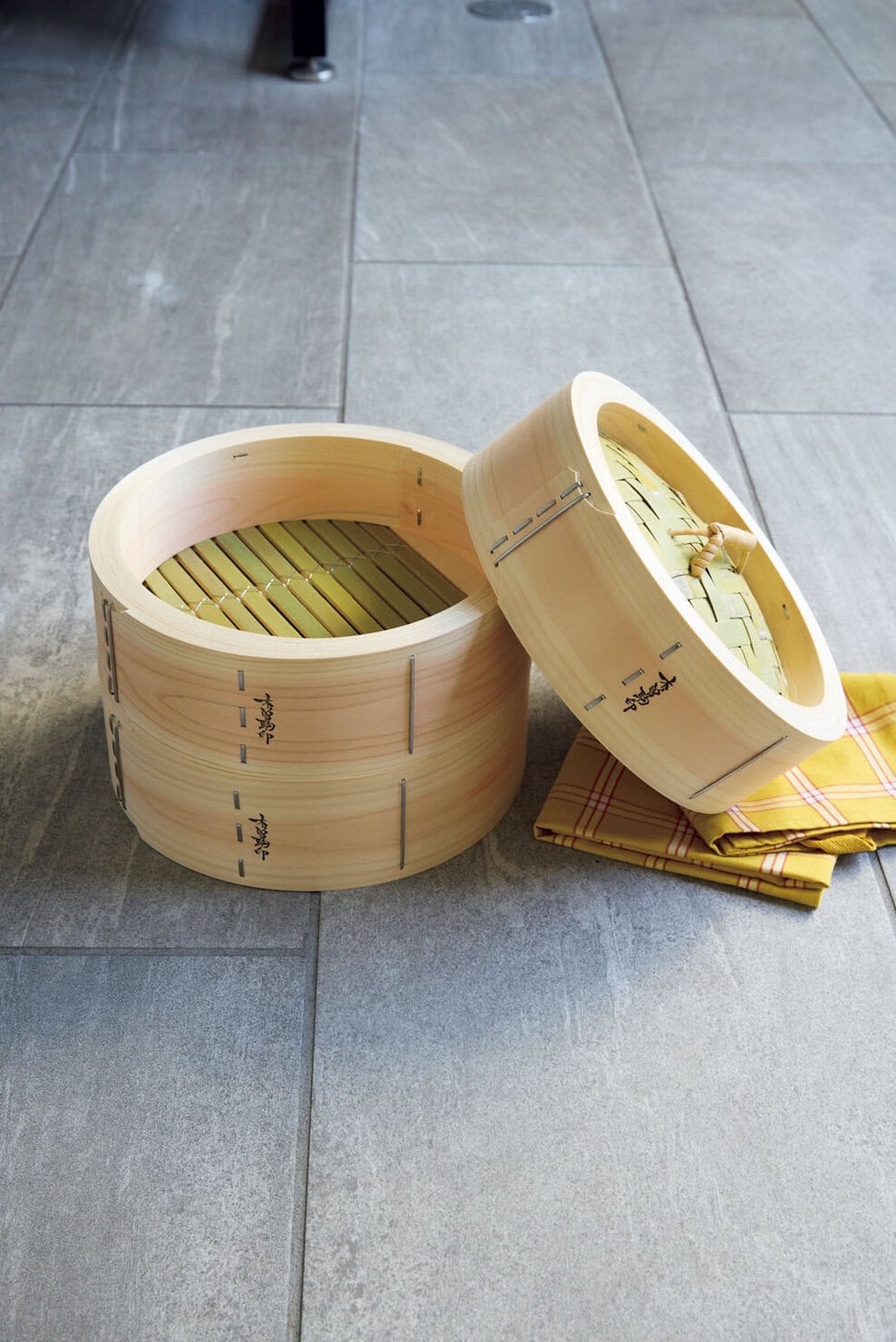 〈マルヤ製作所〉の中華蒸籠 24㎝ 2段 蓋つき