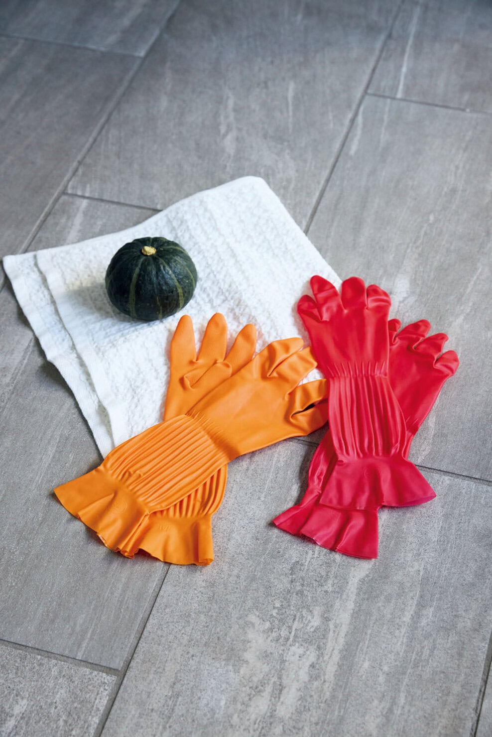 〈ダンロップホームプロダクツ〉の樹から生まれた手袋プリティーネ