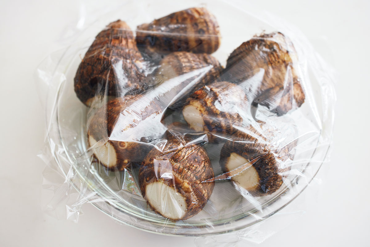 スープ作家の有賀 薫さんのいも煮鍋の作り方