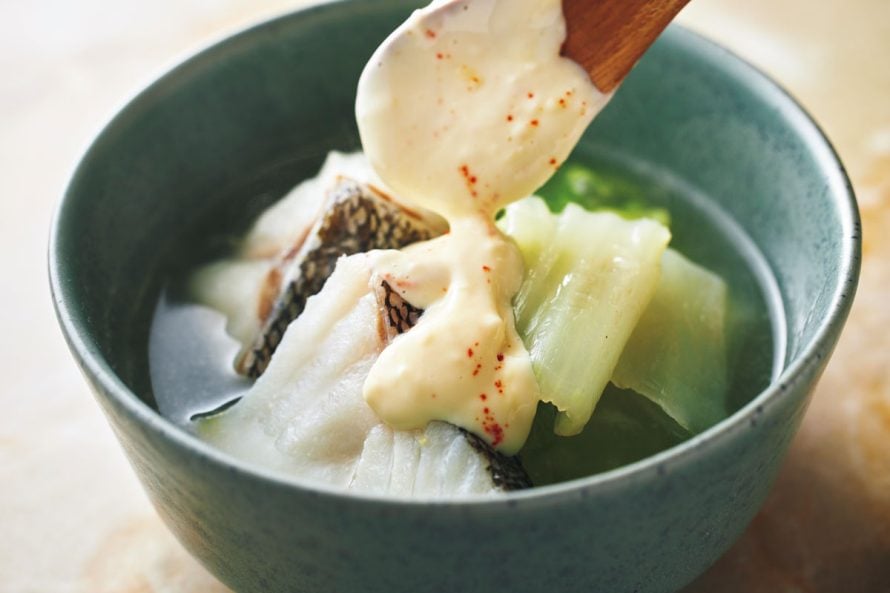 鍋の味変ににんにくが効いたマヨネーズ「アイオリソース」