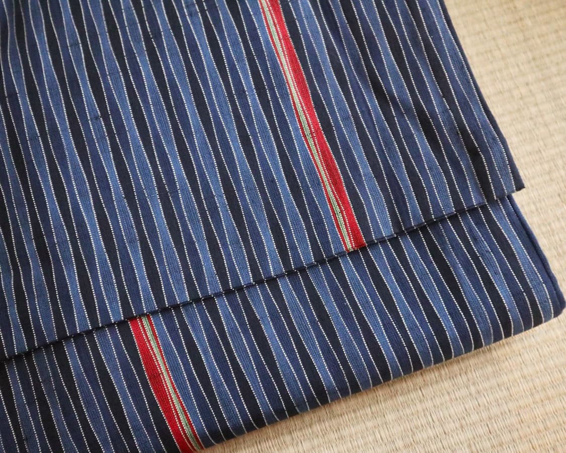 紺、橙、黄のよろけ柄がかわいい、まるで「夜のカフェテラス」カラーのウール着物