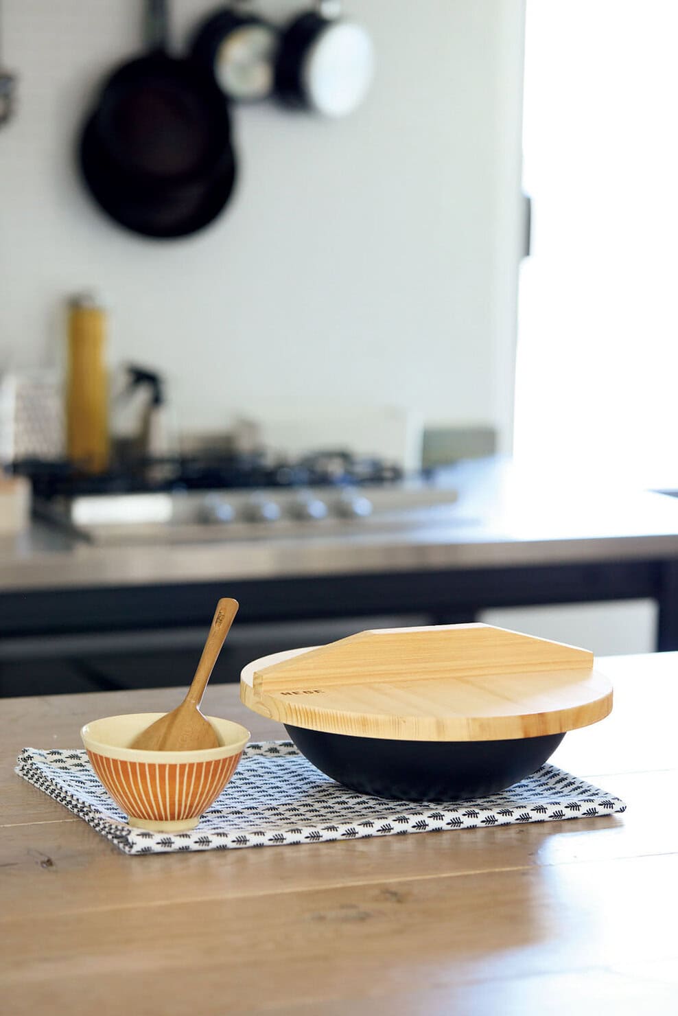 〈ヘゲ〉の直火鍋(木蓋付きセット)