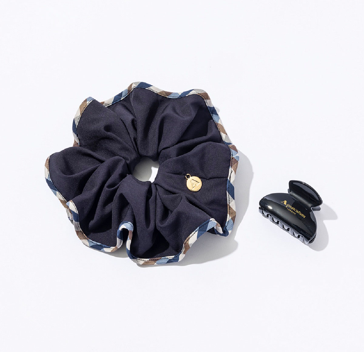 GLOW3月号増刊付録は、ビッグシュシュ&へアクリップ