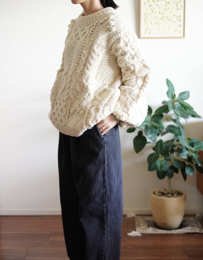 ざっくりニットに合うデニムコーデ