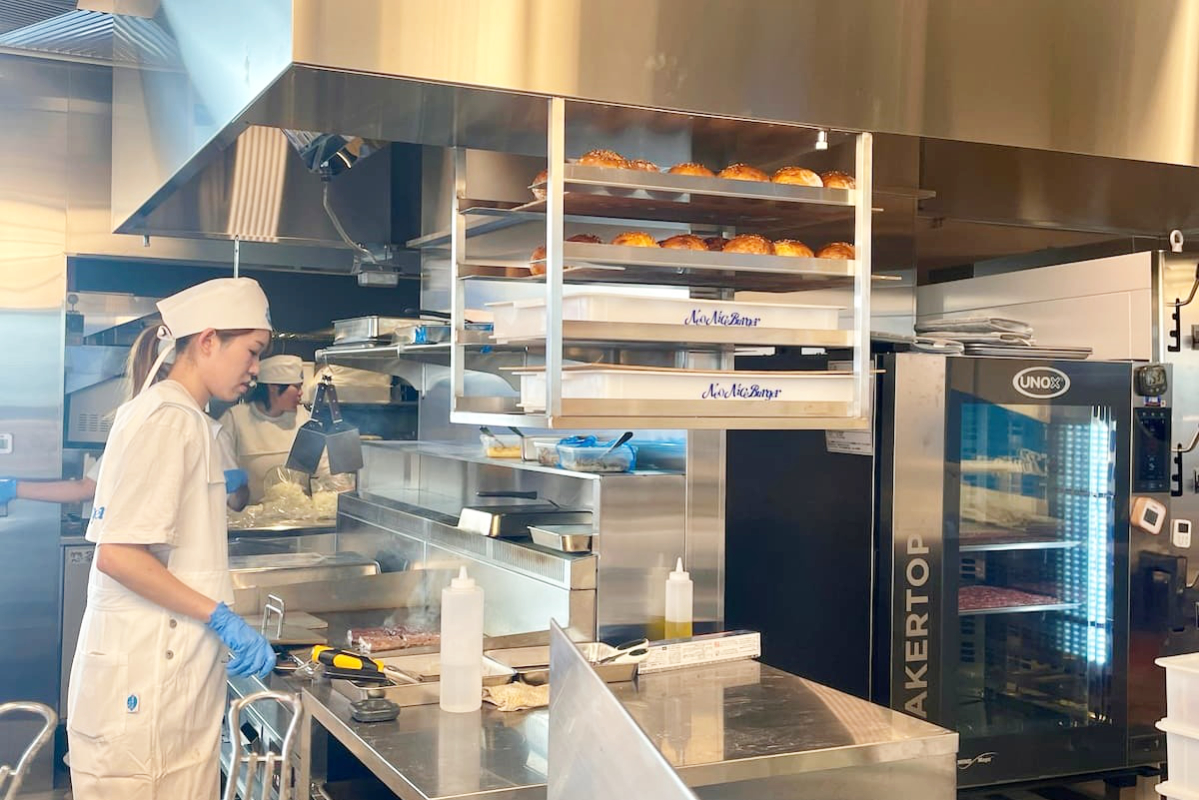 ネオナイスバーガー表参道