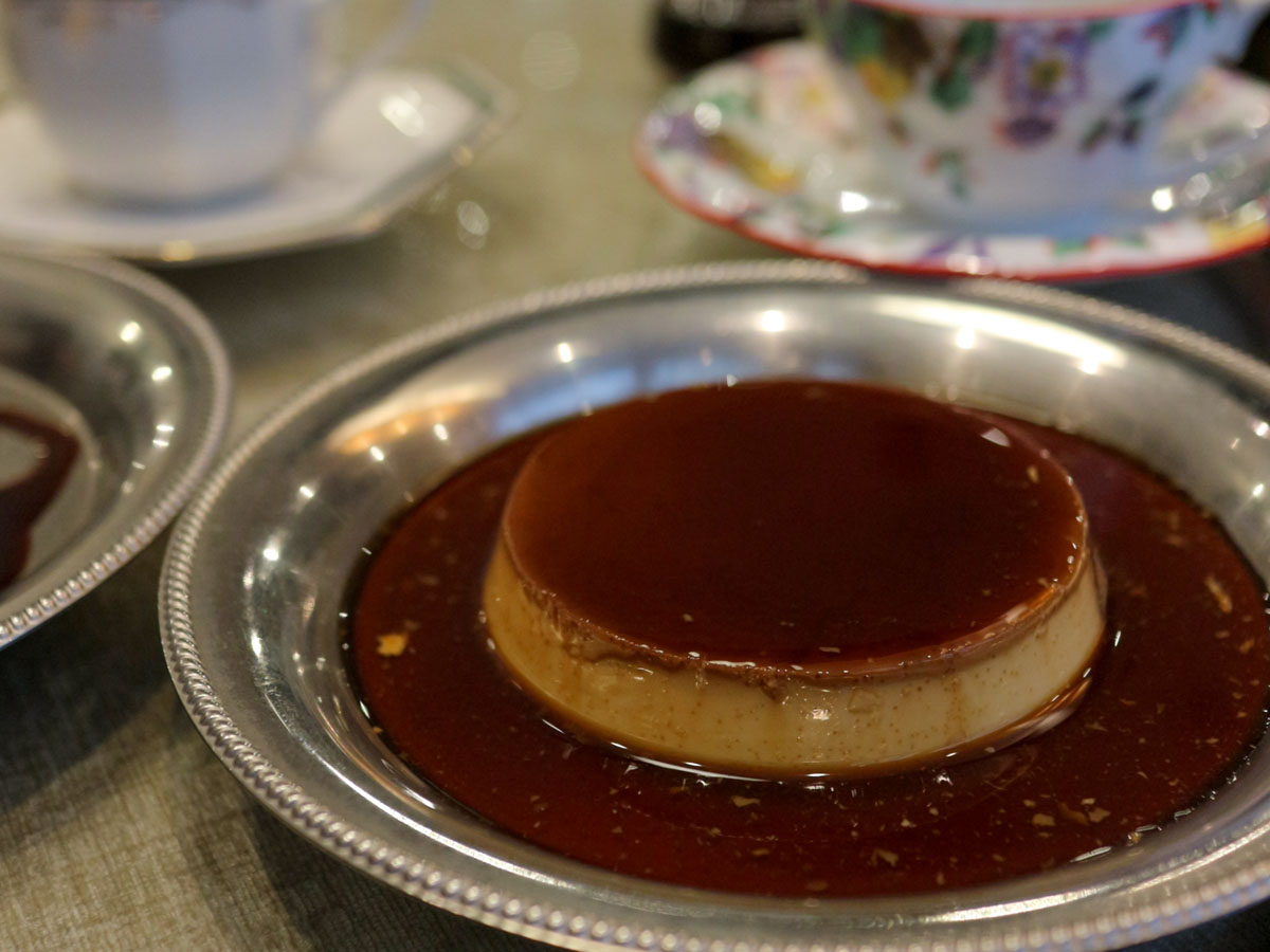 博多駅から少し歩いた先にある、クラシカルな喫茶店「喫茶ボネ.」