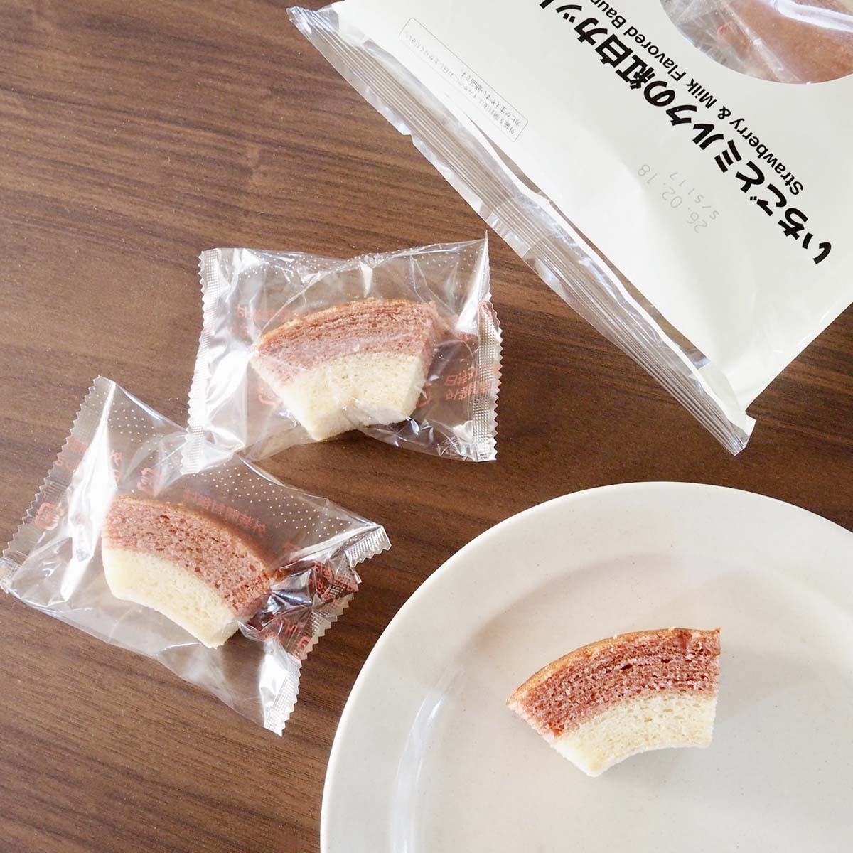 無印良品 いちごとミルクの紅白カットバウム