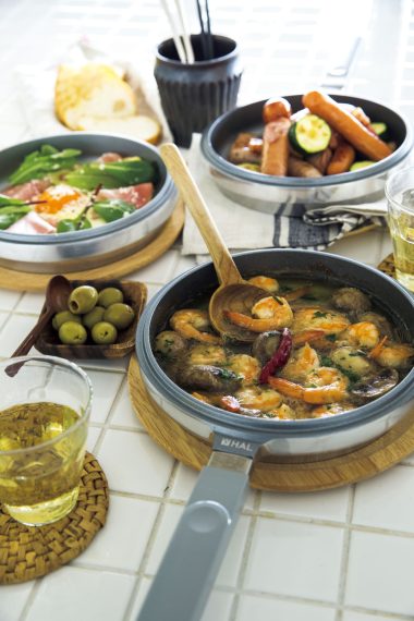 〈HALムスイ（無水鍋®）〉の片手無水鍋16.5