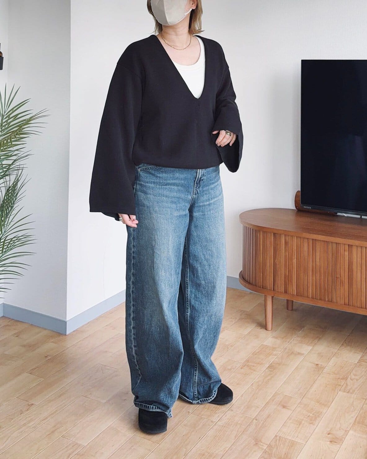 女性らしさを引き立てる、ゆるカジコーデ