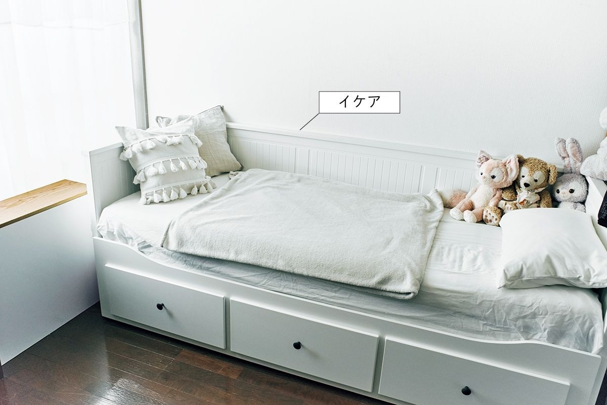 子ども部屋で活躍しているのが、「イケアのヘムネス デイベッドフレーム」