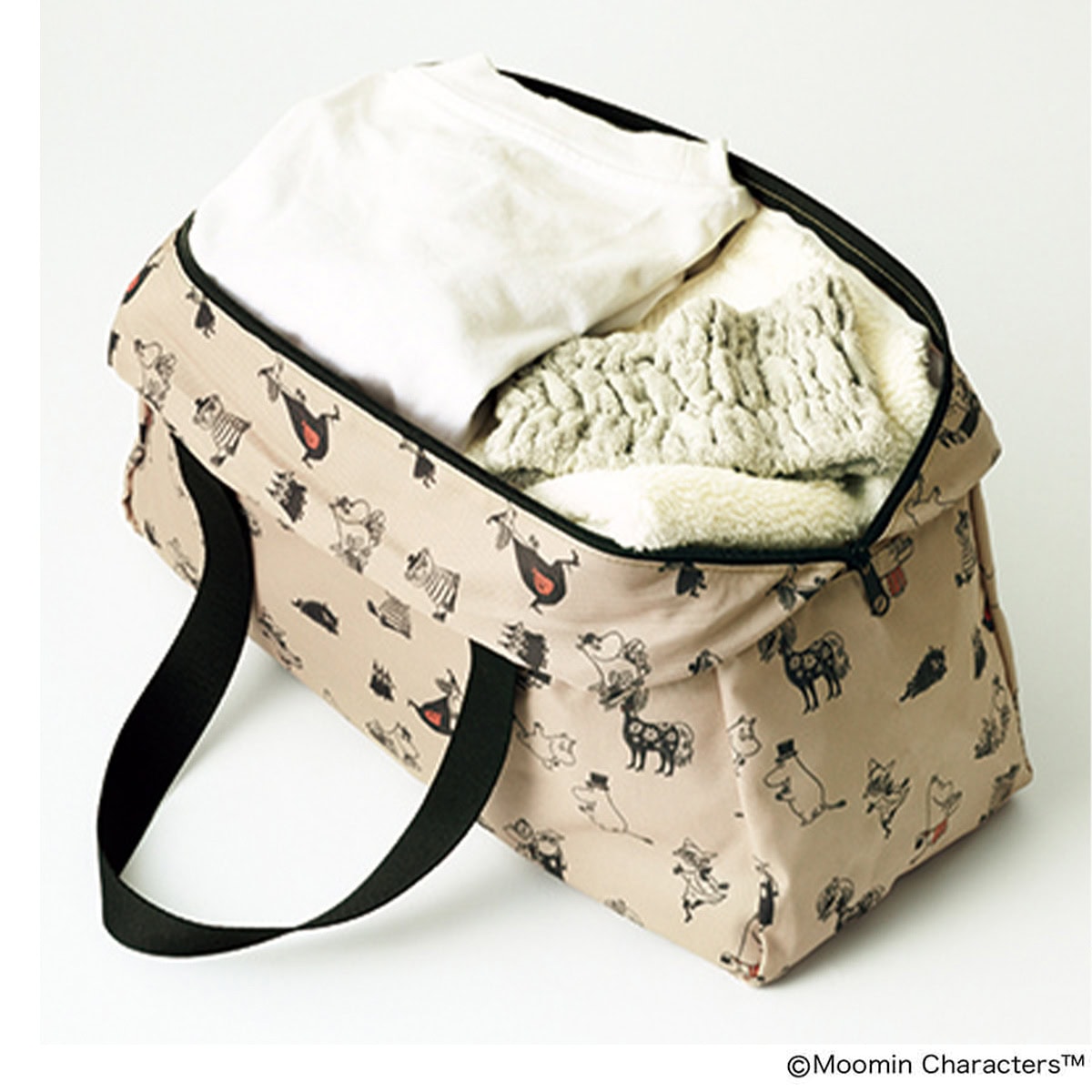 「ムーミン」「サマンサ モスモス」たためるボストンバッグとメッシュポーチ【リンネル4月号付録】ボストンバッグは1泊2日分の荷物もしっかり入るほど大容量