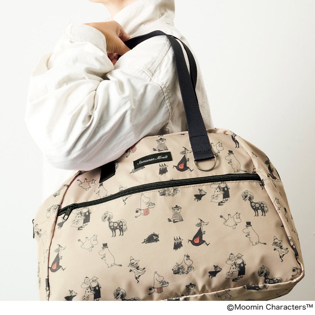 「ムーミン」「サマンサ モスモス」たためるボストンバッグとメッシュポーチ【リンネル4月号付録】肩かけしやすい長さで肌触りのいい持ち手がついています