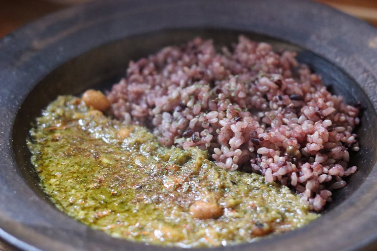 南アルプスで深呼吸を。大自然と手しごとに癒やされる時間をご提案。こちらはからだを整えるごはんに出会うCafe アルプスtei