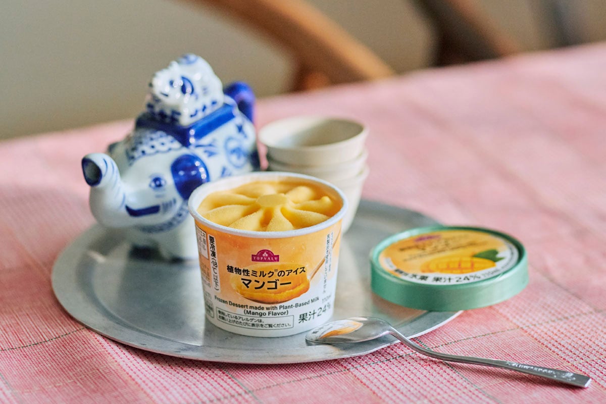 イオントップバリュ限定の植物性ミルクのアイスのマンゴー