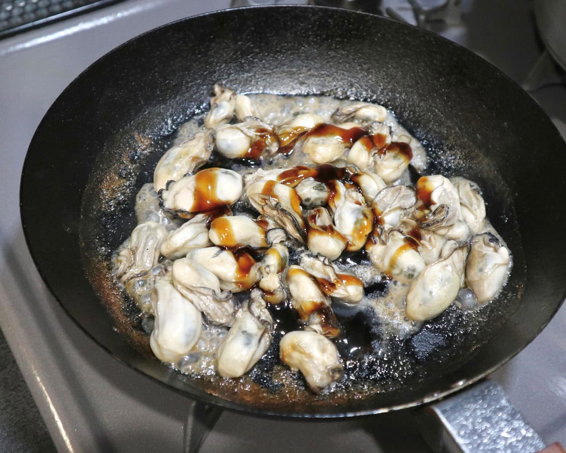 オイスターソースと牡蠣のオイル漬けの作り方