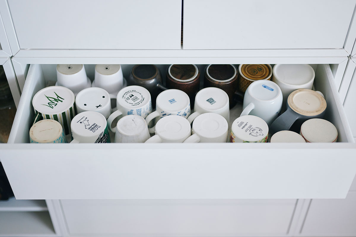 グラフィックデザイナー立古尚子さん宅のキッチン|イケアの収納棚