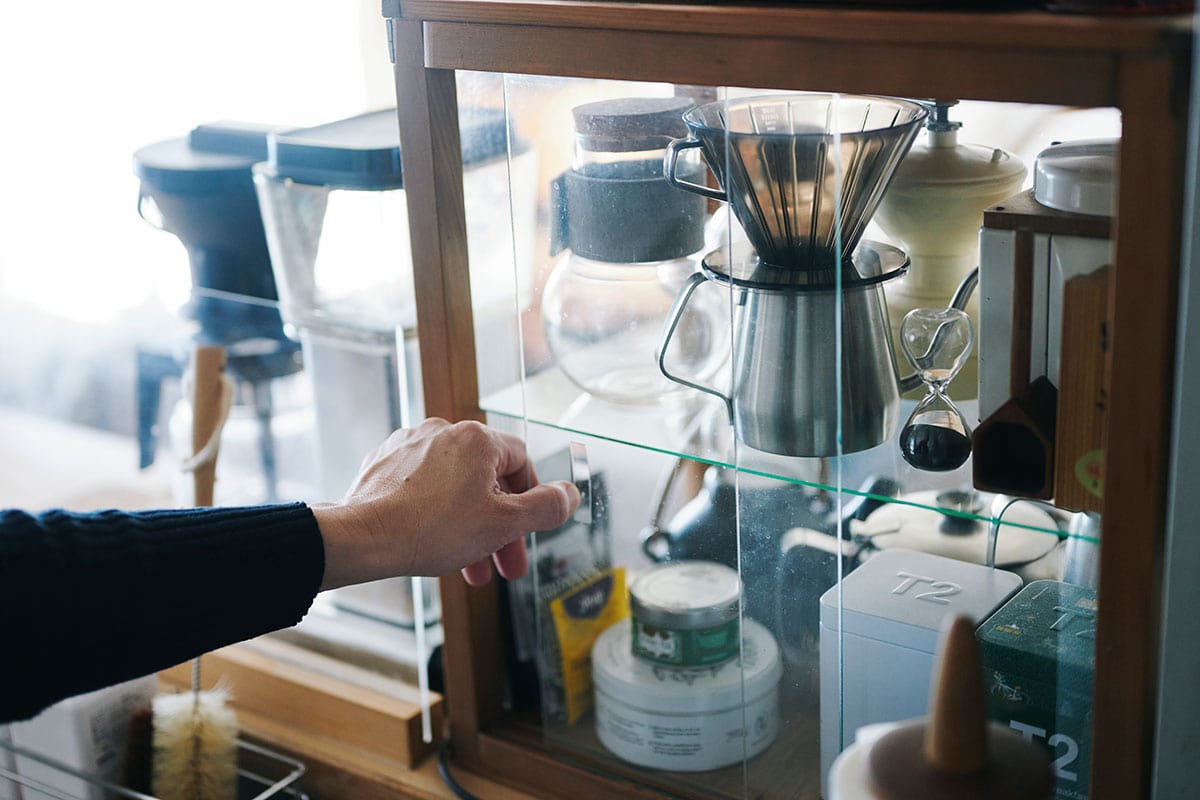 グラフィックデザイナー立古尚子さん宅のキッチン|ドリンクコーナー