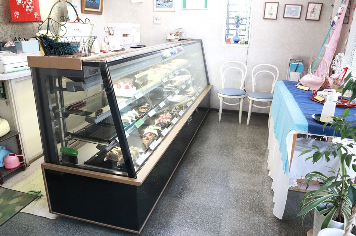 ケーキハウスエーデルの内観