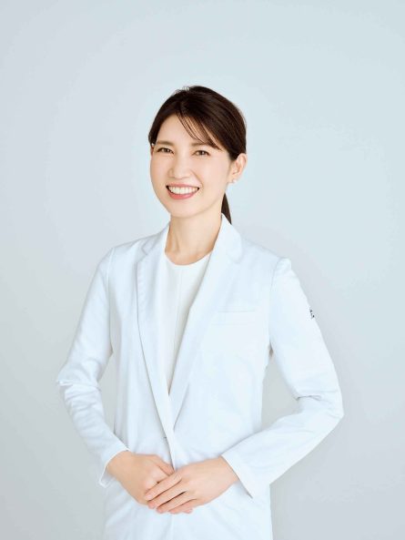 教えてくれたのは...友利 新 先生