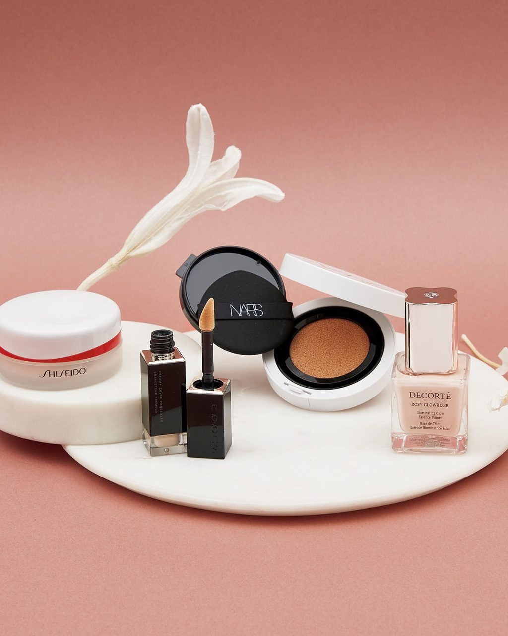 【ベースメイク4部門のベスト3を発表!】大人肌の毛穴やくすみを「自然にしっかり隠す」ファンデやコンシーラー、下地、パウダー:ベストコスメ大賞2025