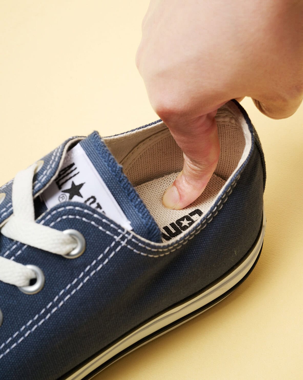 ソールが新しくなった、コンバース〈オールスターOX〉