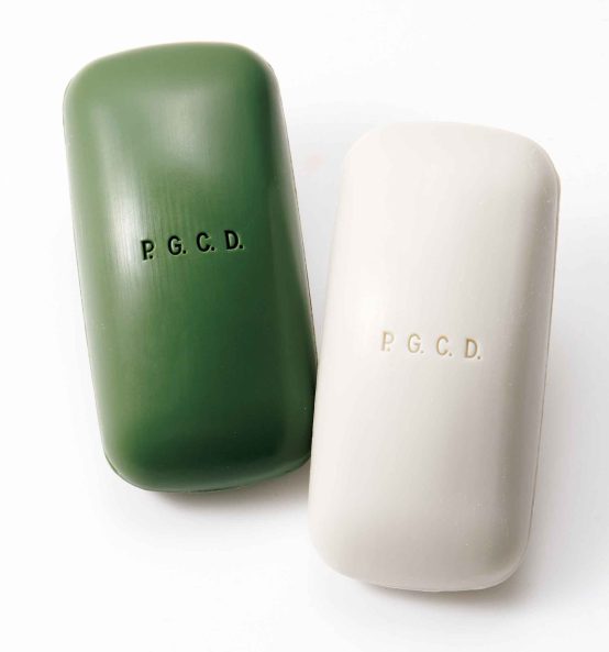 P.G.C.D.サボン クレール 〈朝用スキンケアソープ〉サボン フォンセ〈夜用スキンケアソープ〉