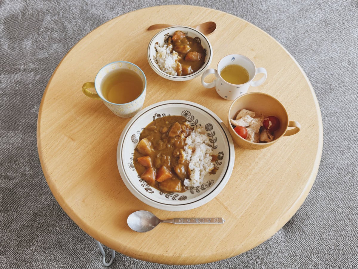 台湾の調理家電・大同電鍋で作ったカレーの食卓