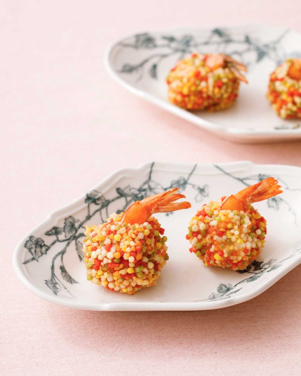 【ひな祭りレシピ「えびとはんぺんのあられ揚げ」】 カラフルあられがかわいくて香ばしい! :レシピ・Hidekaさん