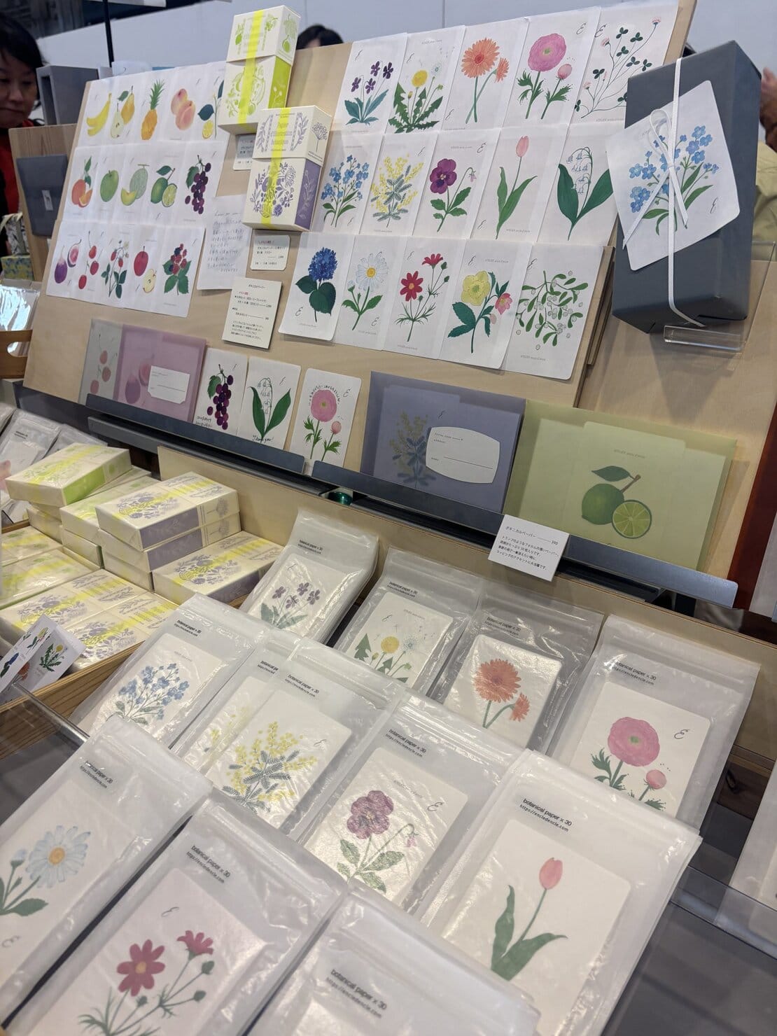 紙博 in 神戸「ATELIER.encle d’encle(アンクルダンクル)」の出展ブース