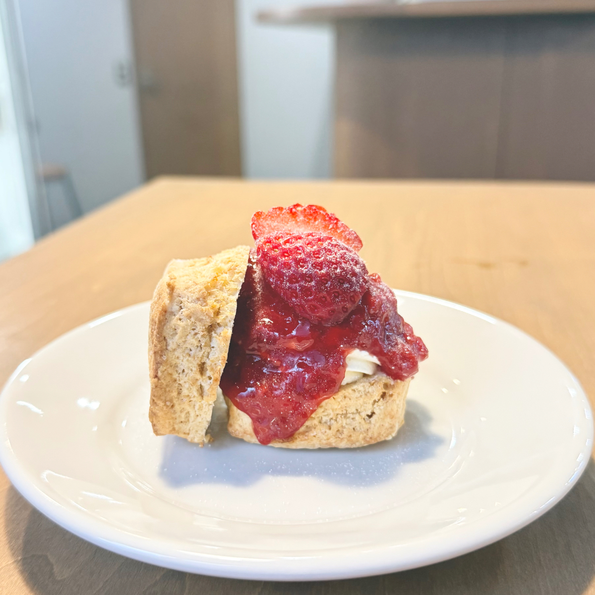 マワリテメクルのビスケットサンド