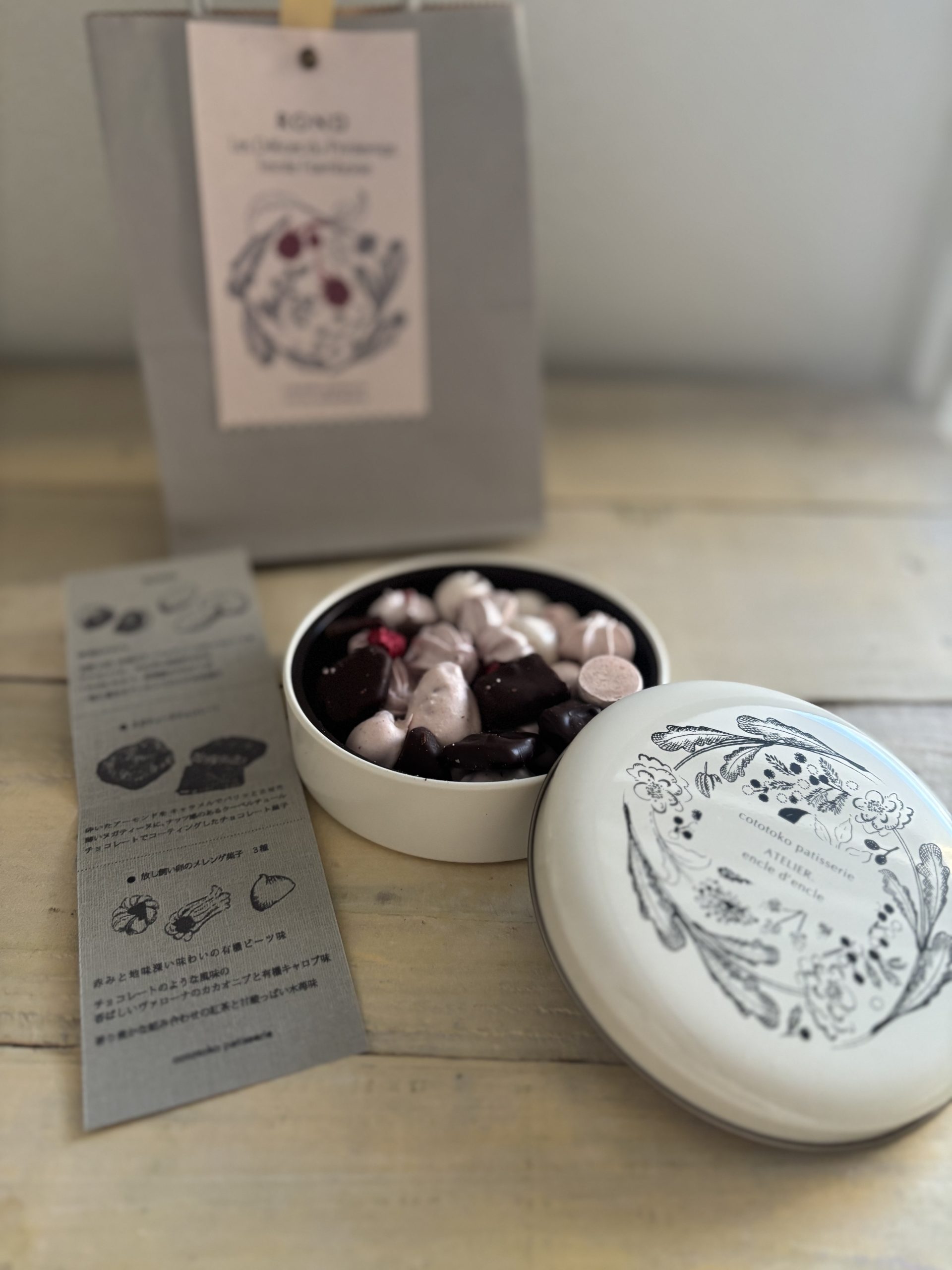 紙博 in 神戸「ATELIER.encle d’encle(アンクルダンクル)」の購入品お菓子缶