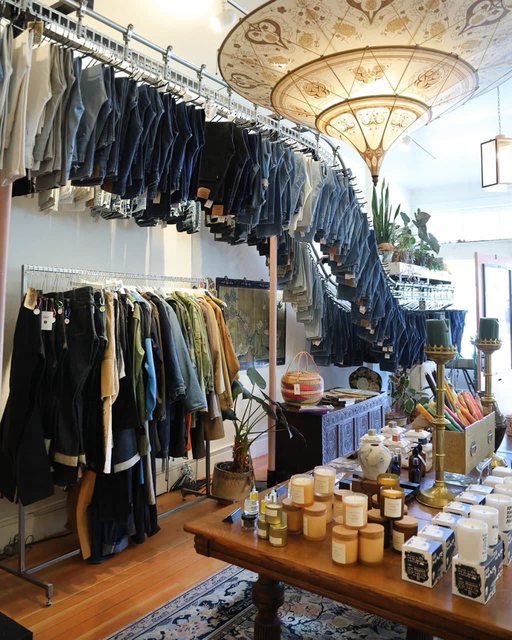 【アメリカ・オークランドのおすすめ観光スポット】古着とグルメの宝庫。ベイエリアで楽しむマーケットやスウィーツ、博物館を訪ねて