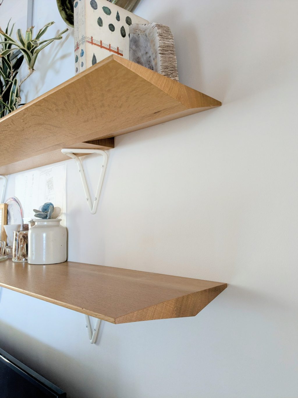 【わが家の一点もの特注家具】 IDÉEデザイナーが手がけたふたつの家具。唯一無二のデザインと暮らす幸せ