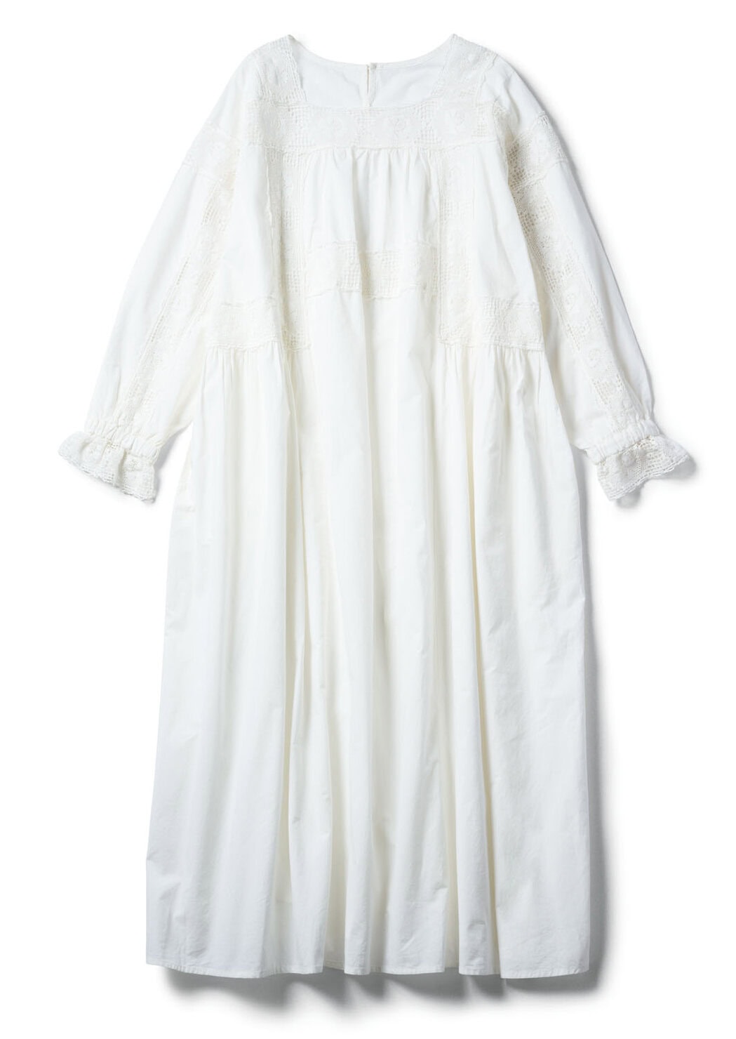 サマンサ モスモスの白ワンピース