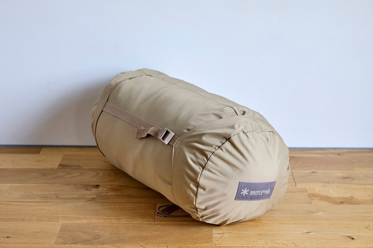 スノーピークの化繊シュラフ