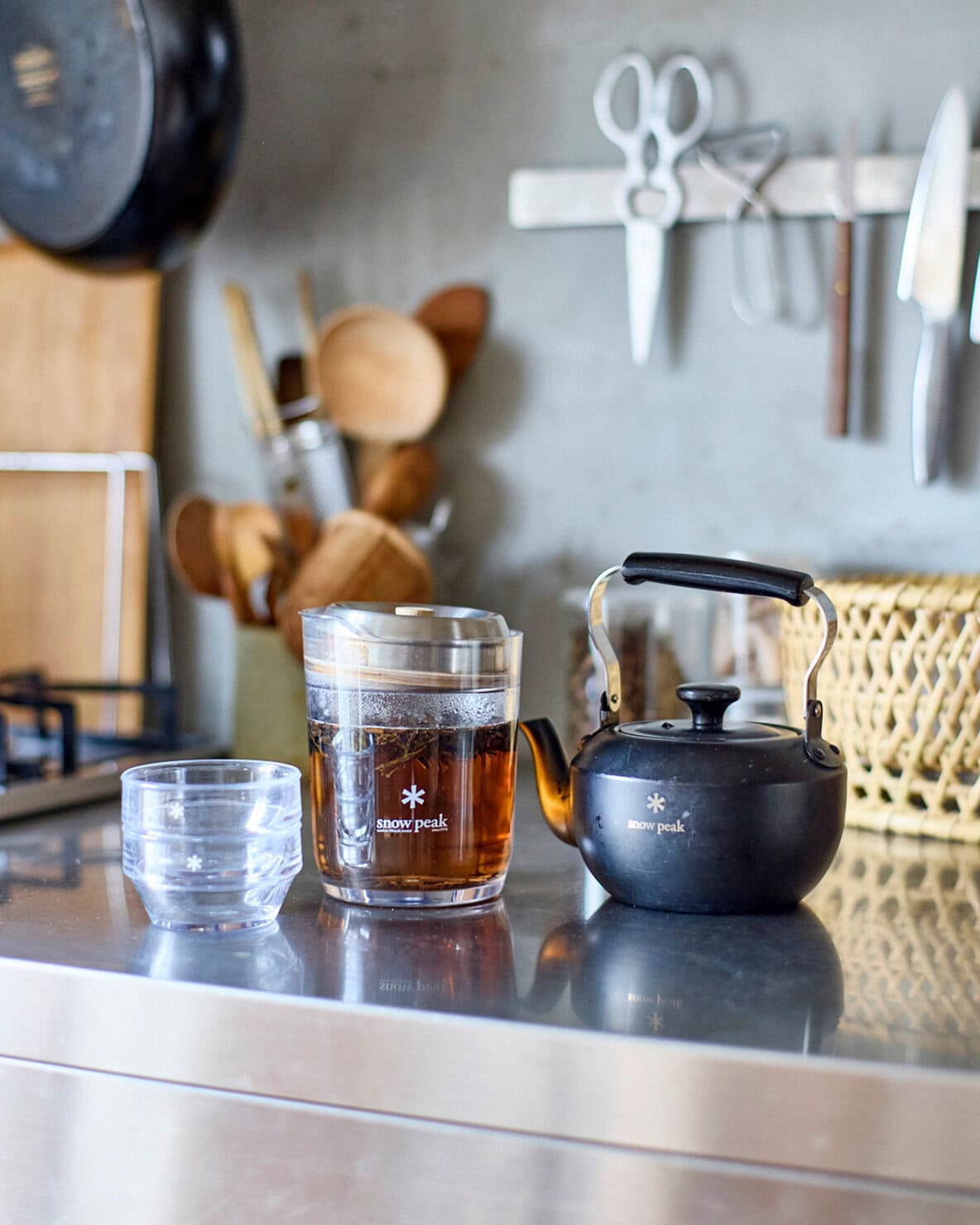 スノーピークのサヨウとポイントギフトのアウトドア用急須