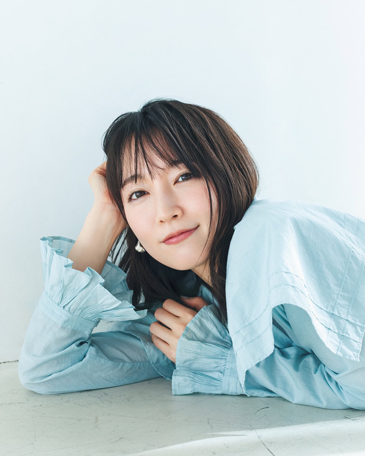 吉岡里帆  雑誌 他 吉岡里帆：ブラックコーデで色気のある表情 「anan」スペシャル
