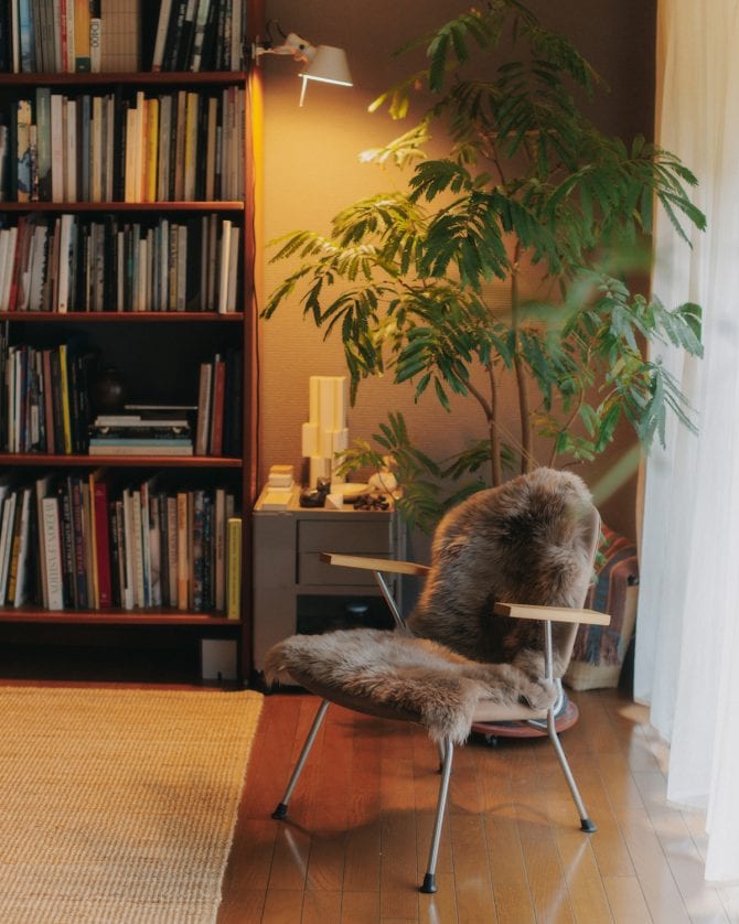 都内の賃貸マンション2LDK。インテリアスタイリストが作る居心地のいいリビングダイニングと和の寝室：素敵なおうち訪問・岩佐知布由さん宅 前編