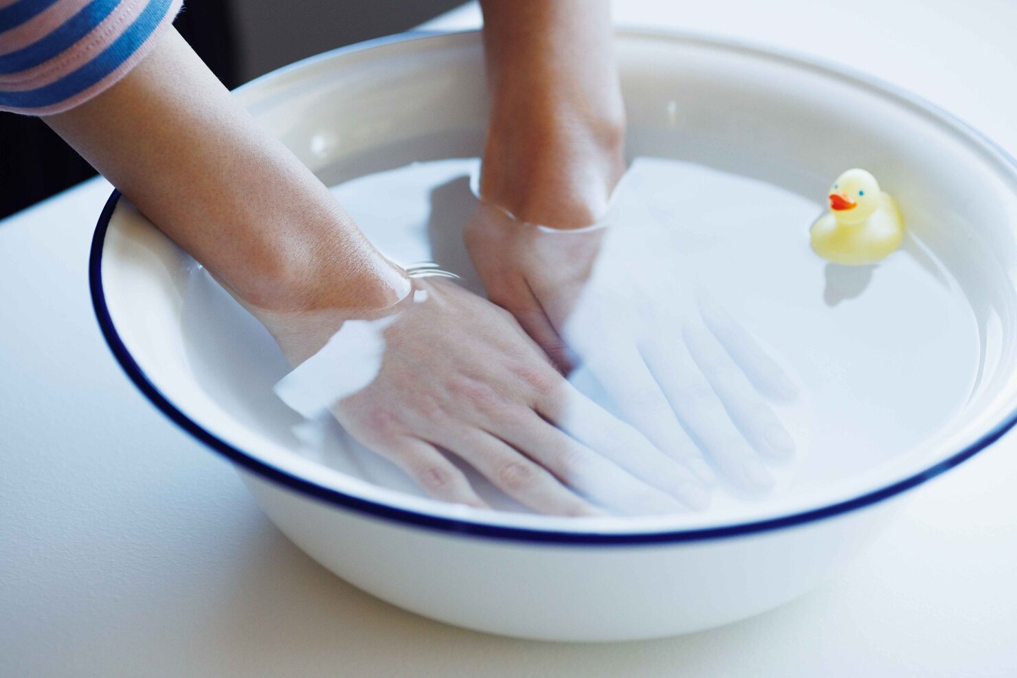 やる気を出す方法日常のストレス発散&メンタルの整え習慣 手浴をする