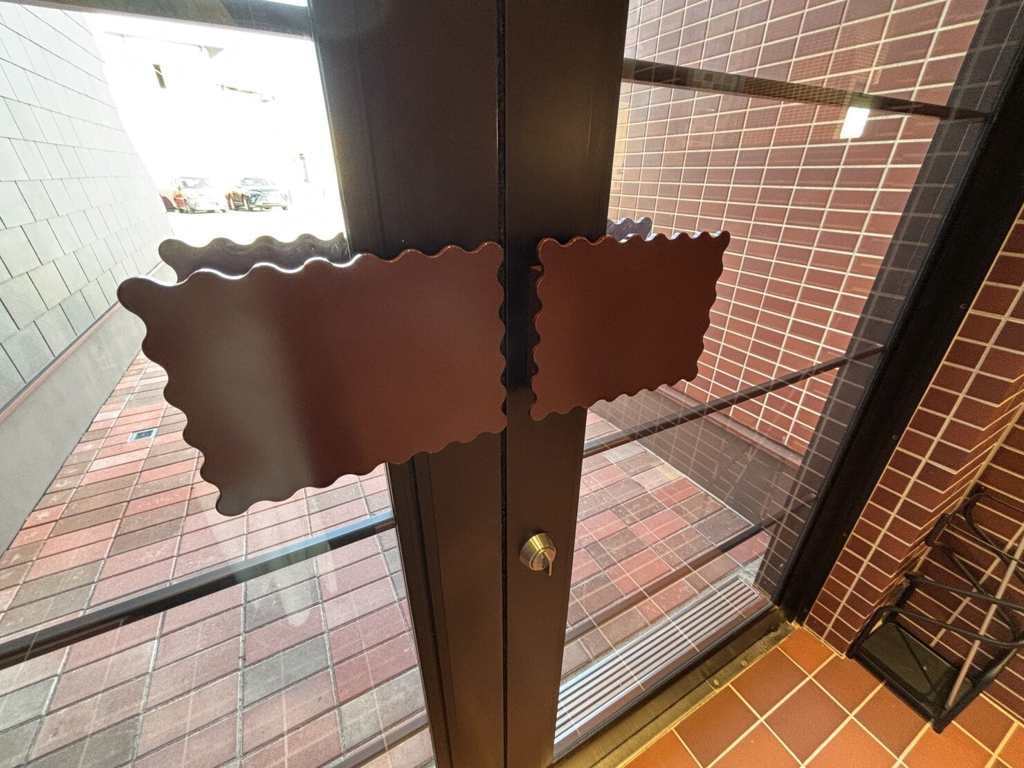 シルコッテの店内にあるしるこサンド形の扉