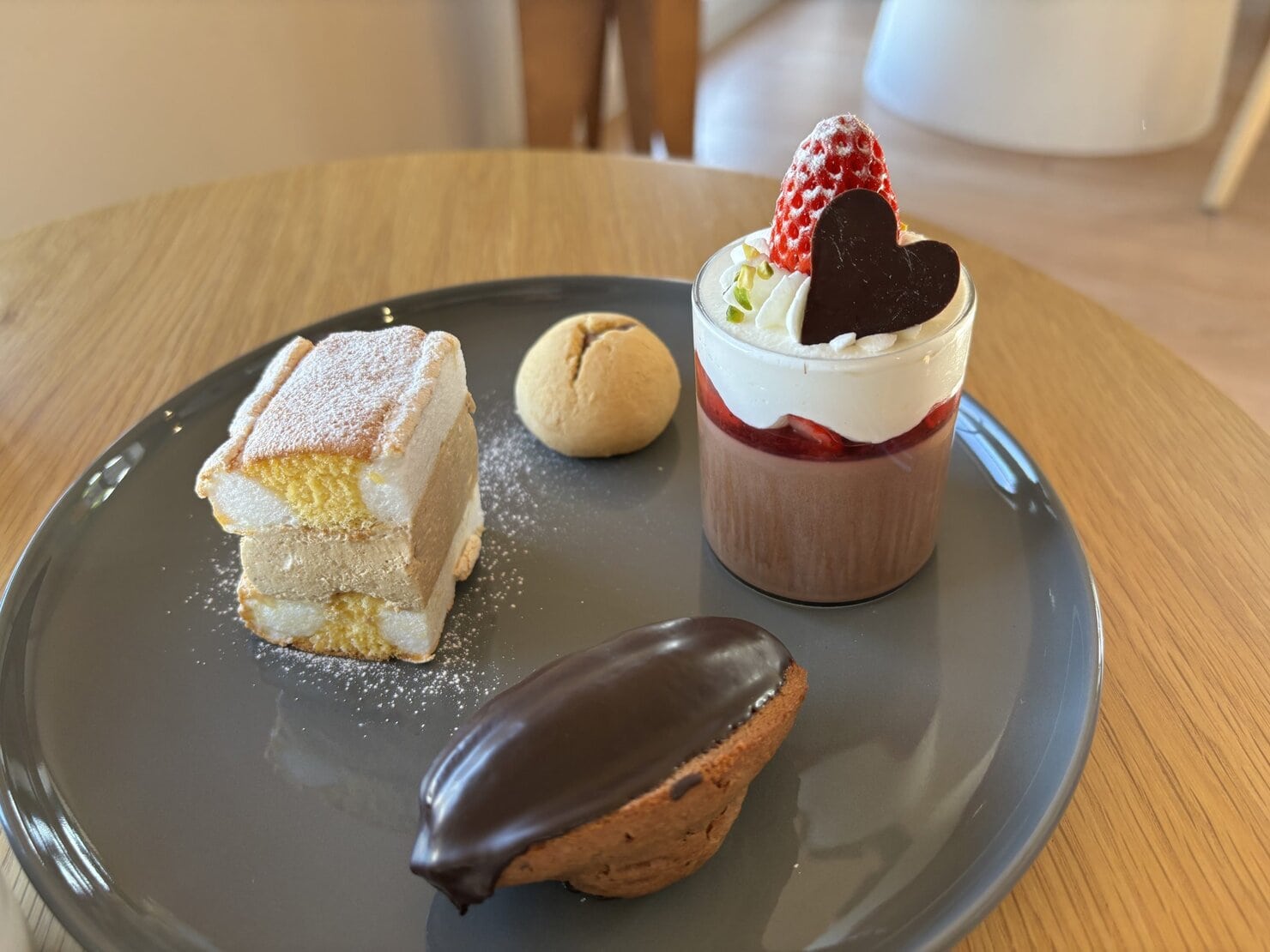 シルコッテのデザート盛り合わせ