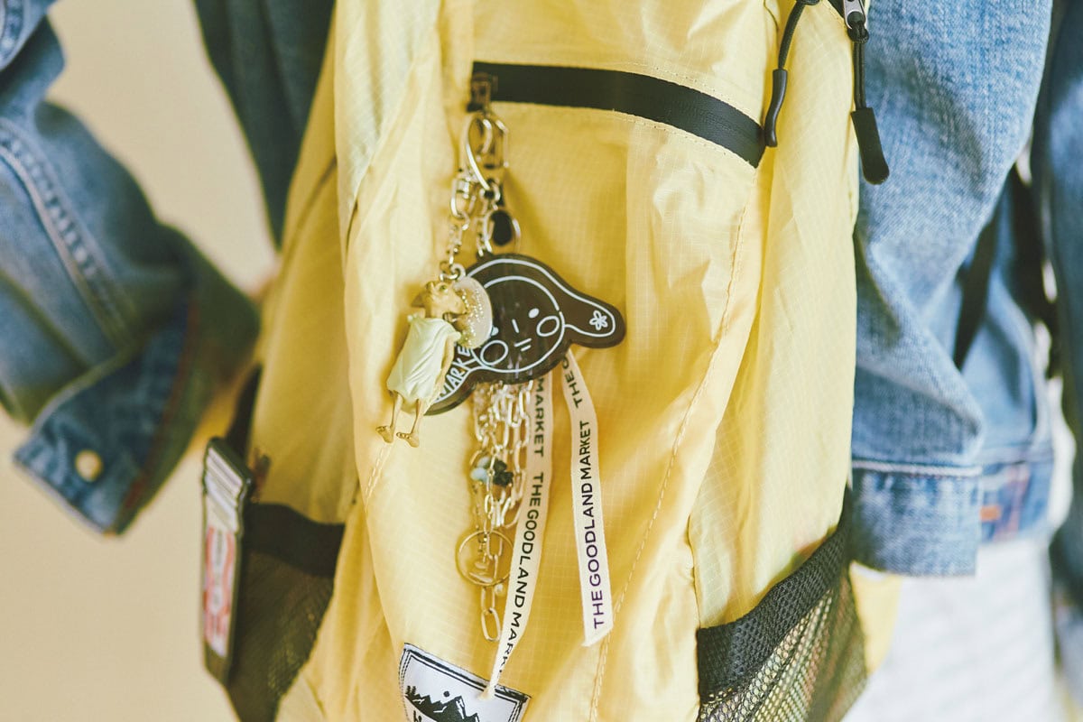 三戸なつめさんのリュックにつけてるチャームをキャッチ!