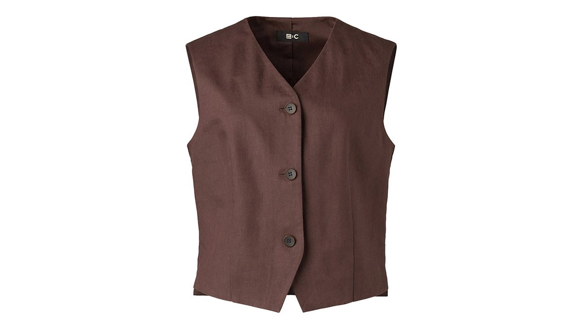 UNIQLO : C プレミアムリネンコレクションのおすすめプレミアムリネンベスト¥4,990ブラウン。トレンド感もあるカラー