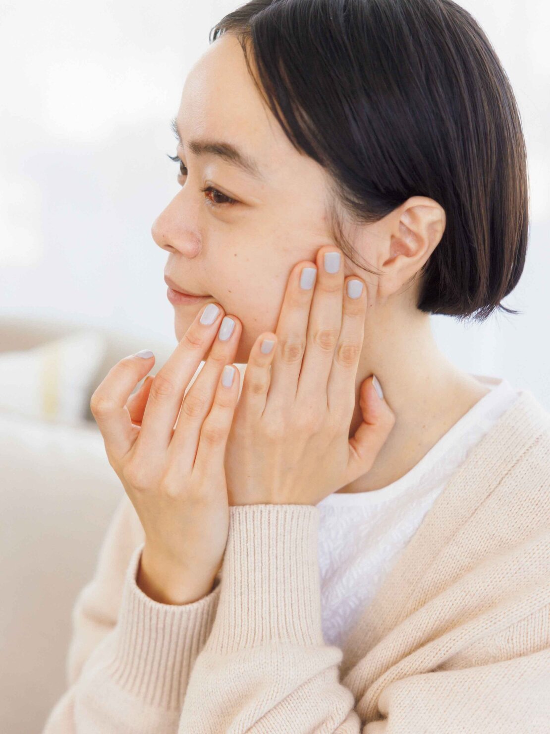 敏感肌・ゆらぎ肌のベースメイクのやり方 コンシーラー&チーク