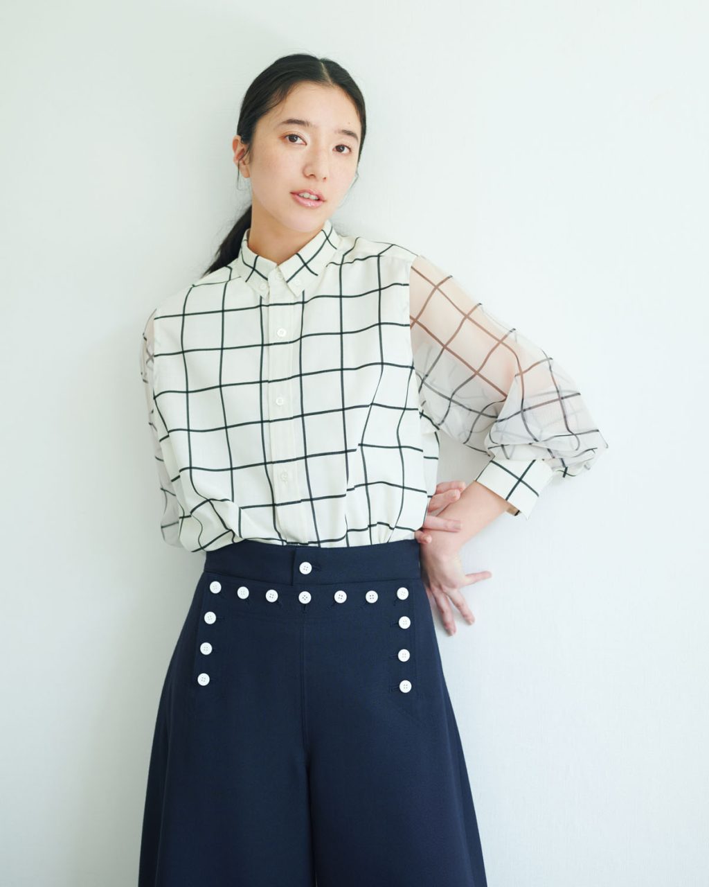 【大人が挑戦しやすい春のシアーアイテムはこれ!】 今年も上品でヘルシーな透け素材がトレンド! レイヤードで作る旬の着こなし3選