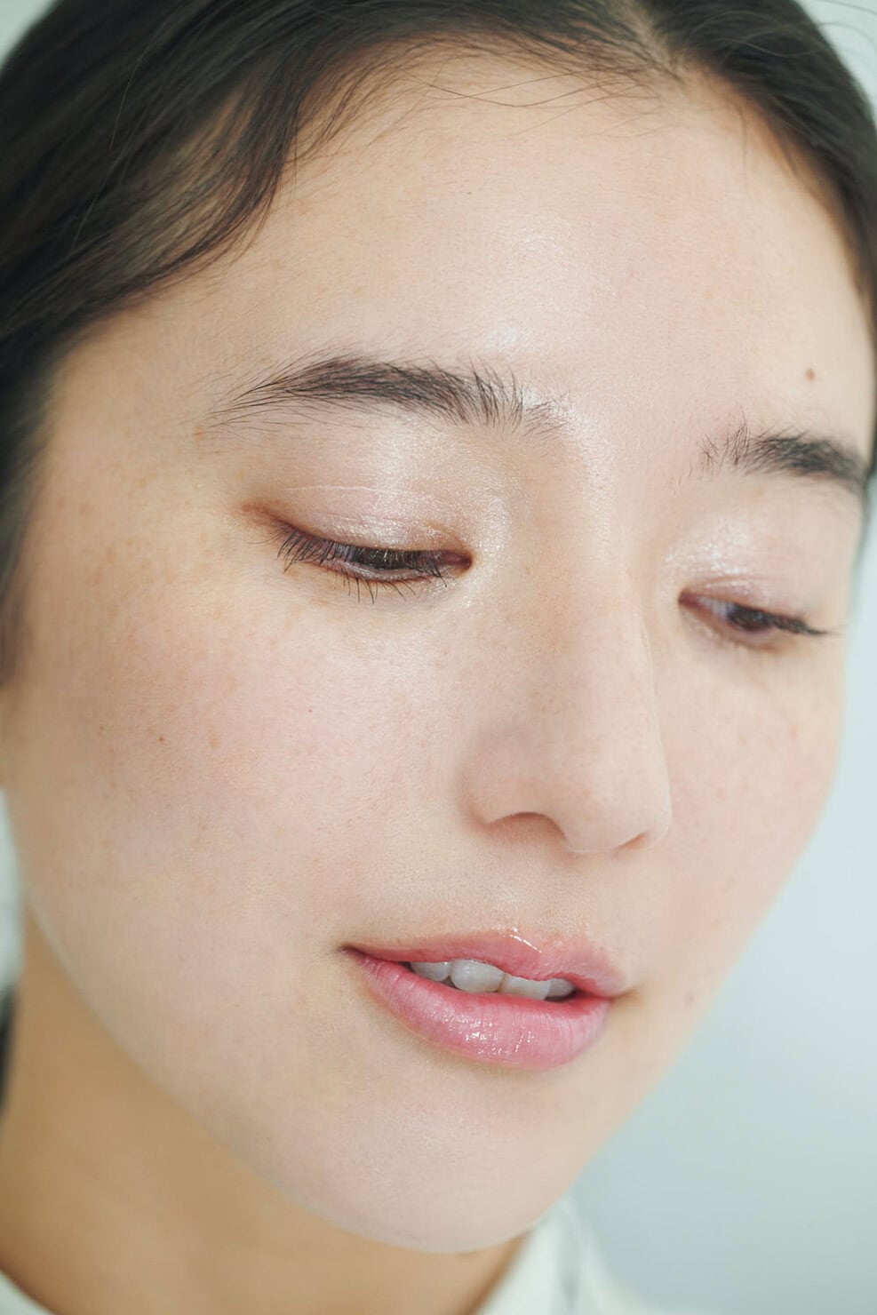 メイクアップも透け感リンクで洗練度がパワーアップ